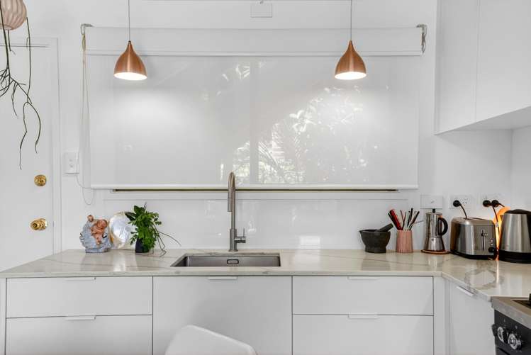 A/280 Motutara Road Muriwai Beach_4