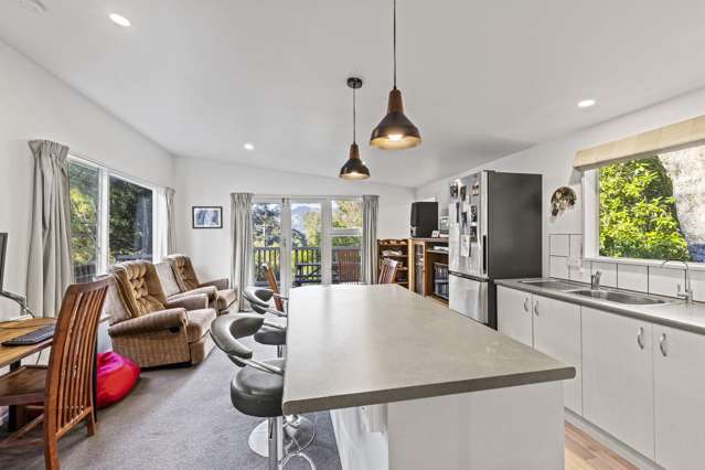 40 Tikao Bay Road Wainui_2