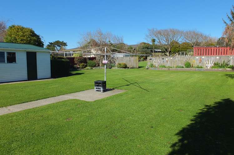 74 Cook Street Foxton_25
