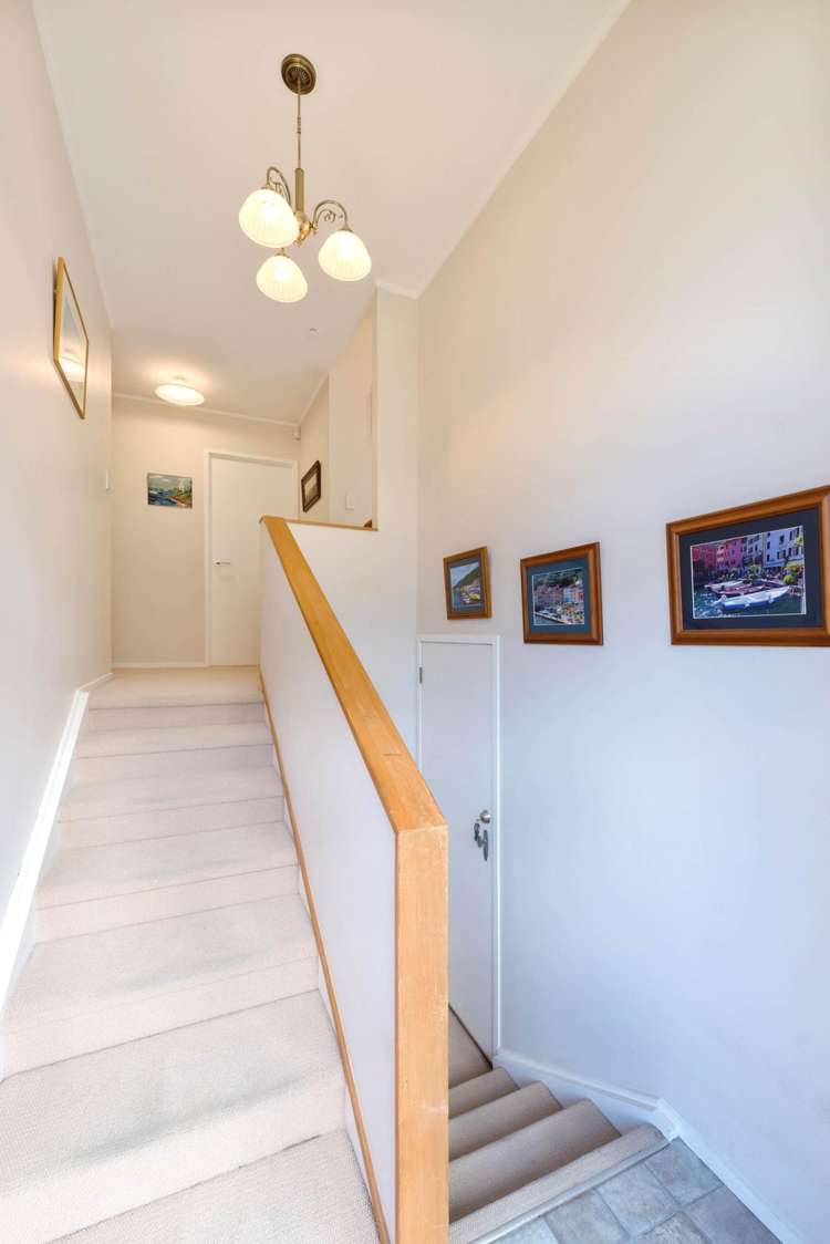 34 Catalina Crescent Forrest Hill_5