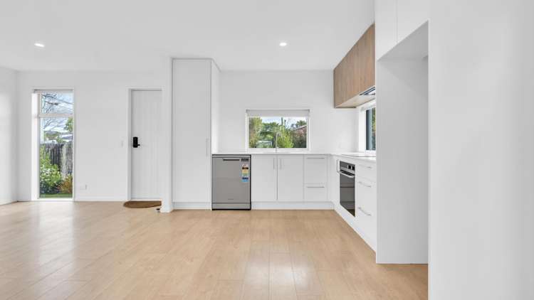 1/266 Selwyn Street_1