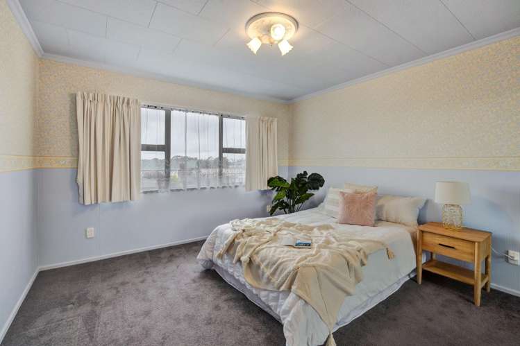 8 Wilson Street Hawera_13