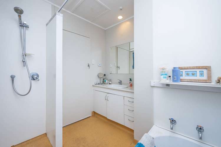 13 Margaret Place Deanwell_5