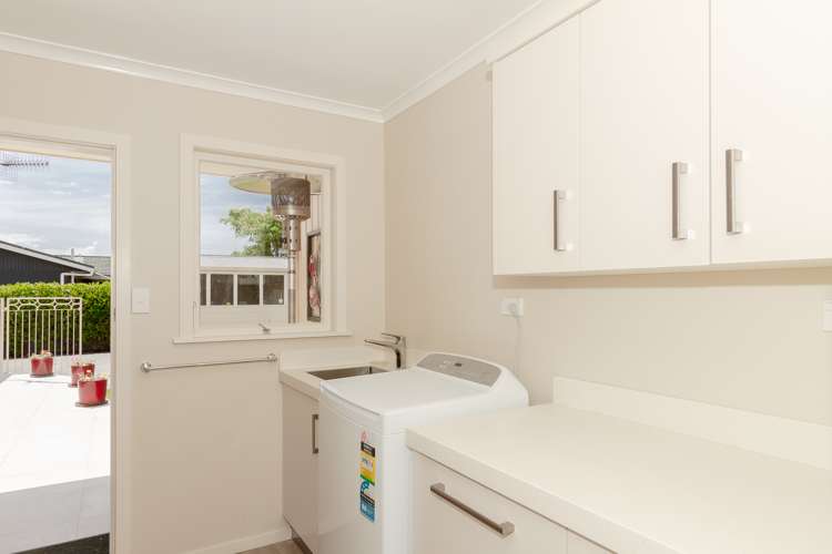 12 Upham Crescent Taradale_16