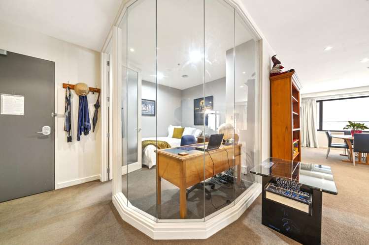 3I/42 Molesworth Street Thorndon_12