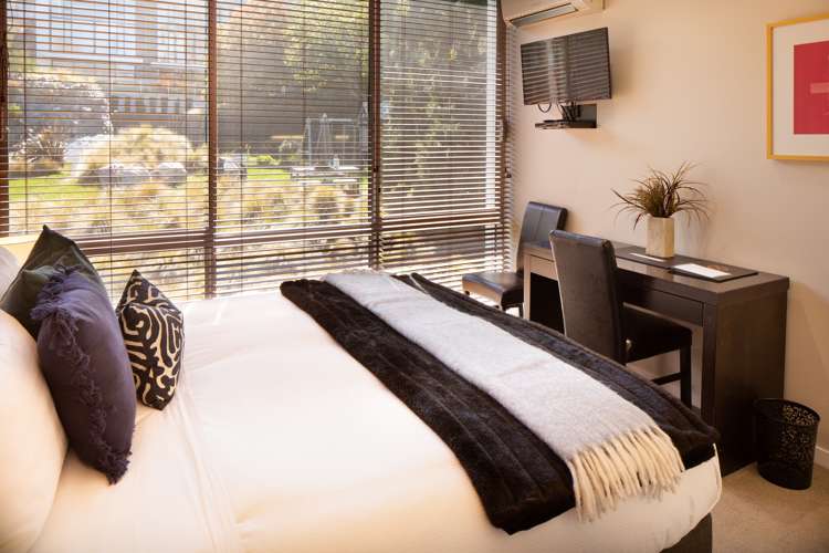 5/110 Frankton Road Queenstown_11