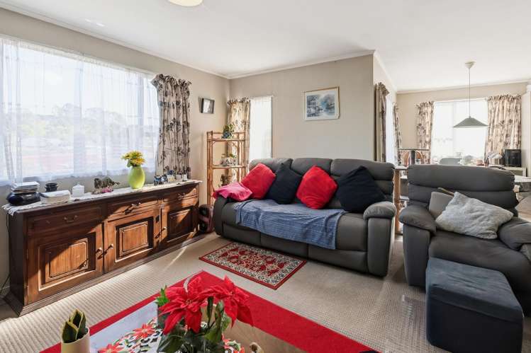 105 Homedale Street Pukehangi_5