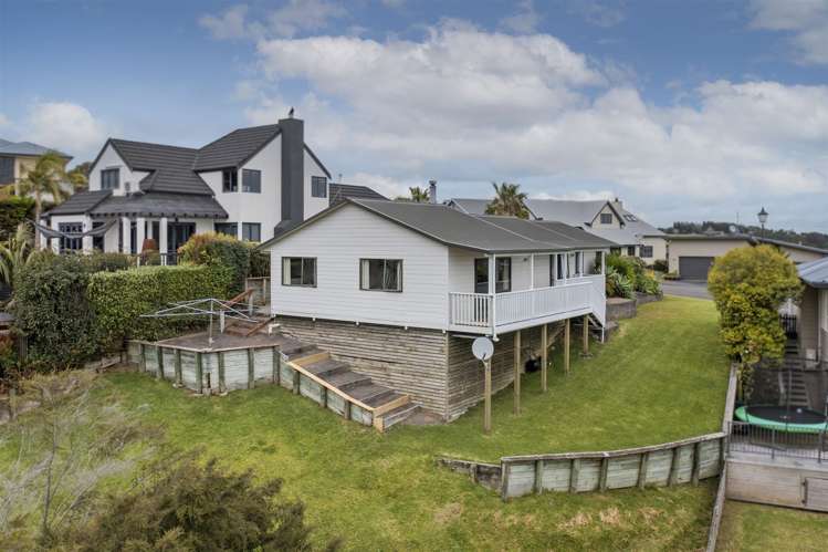 110 Alexander Close Thames_25