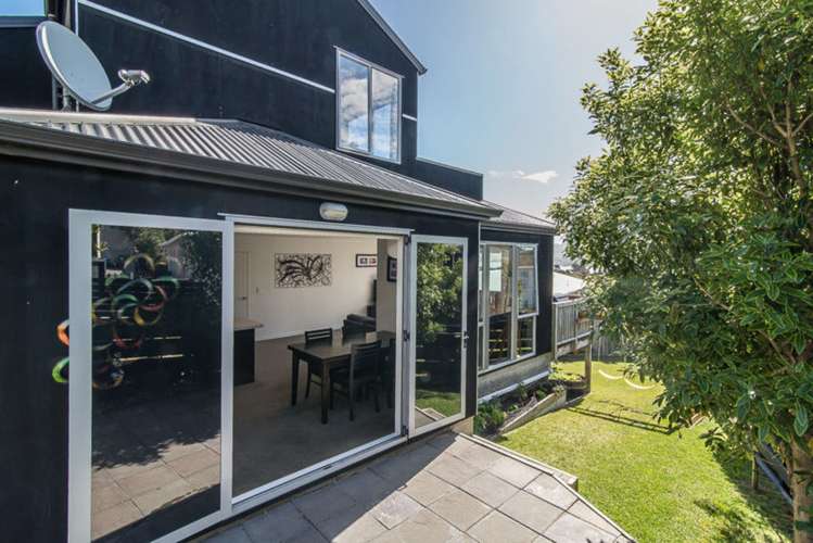 17 Tweed Road Papakowhai_0