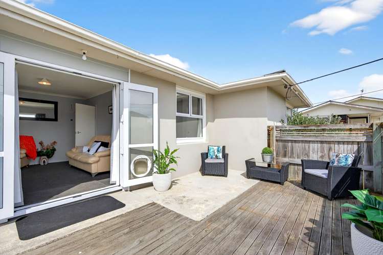 26 Wavell Crescent Lansdowne_14