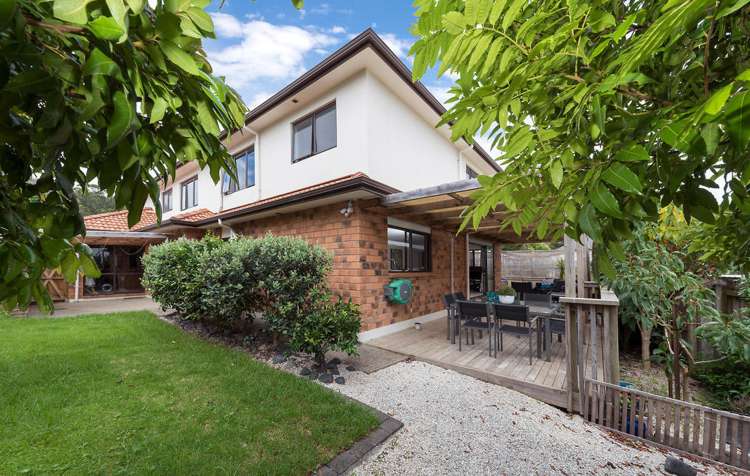 6 Kinmont Rise East Tamaki Heights_13