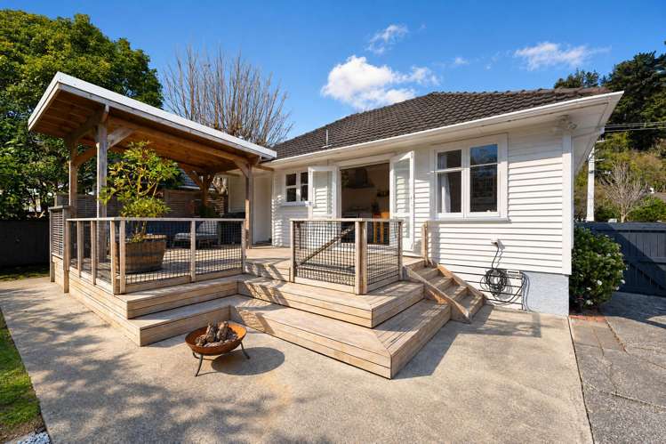 89 Hine Road Wainuiomata_11