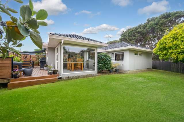 61 Gosford Drive Botany Downs_2