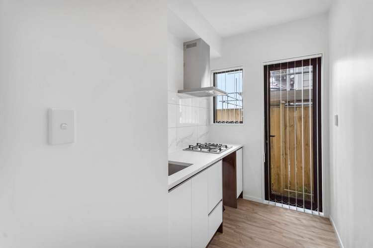 77 Rashni Road Flat Bush_9