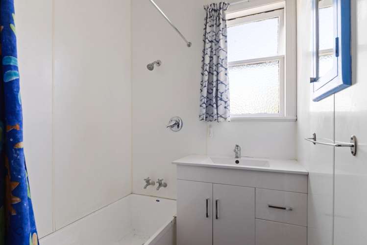 13 Townley Street Te Hapara_17