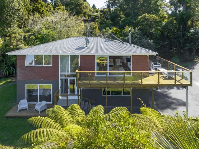 236a Scenic Drive Titirangi_1