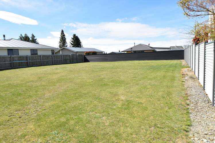 29 Rhoboro Road Twizel_6