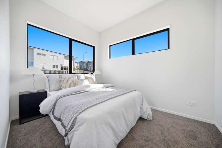 2 Waka Street Albany_16