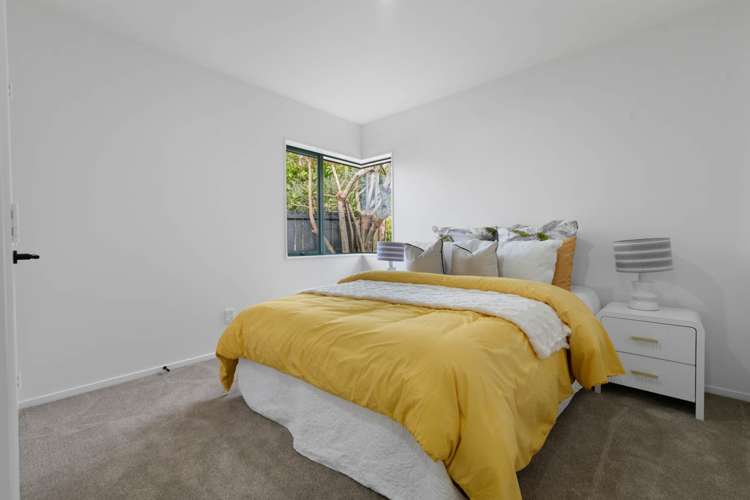 16 Cottesmore Place Huntington Park_12