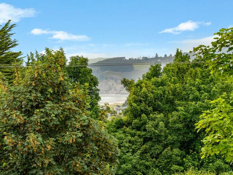 251 Coast Road Warrington_11