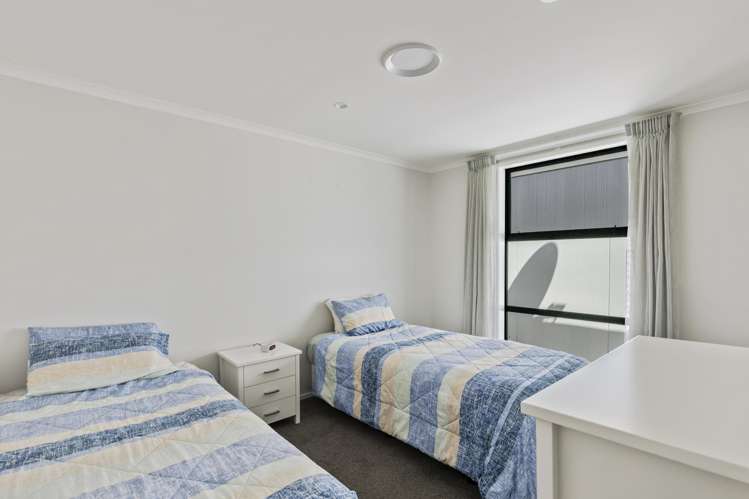 10 Mackillop Way Brooklands_24