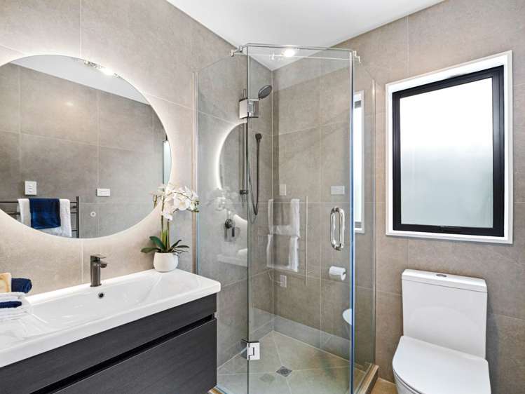 3/10b Huka Road Birkenhead_11