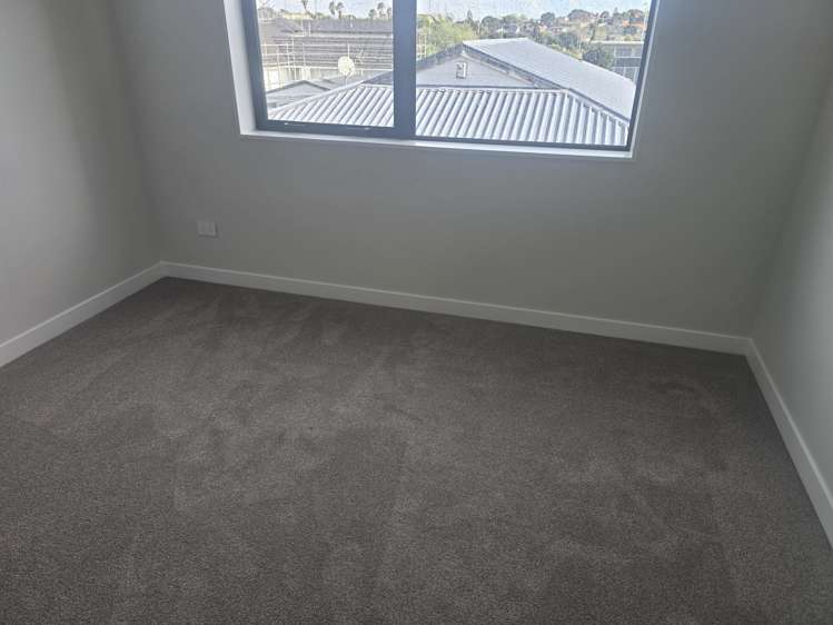 4/97 Hillsborough Road Hillsborough_13