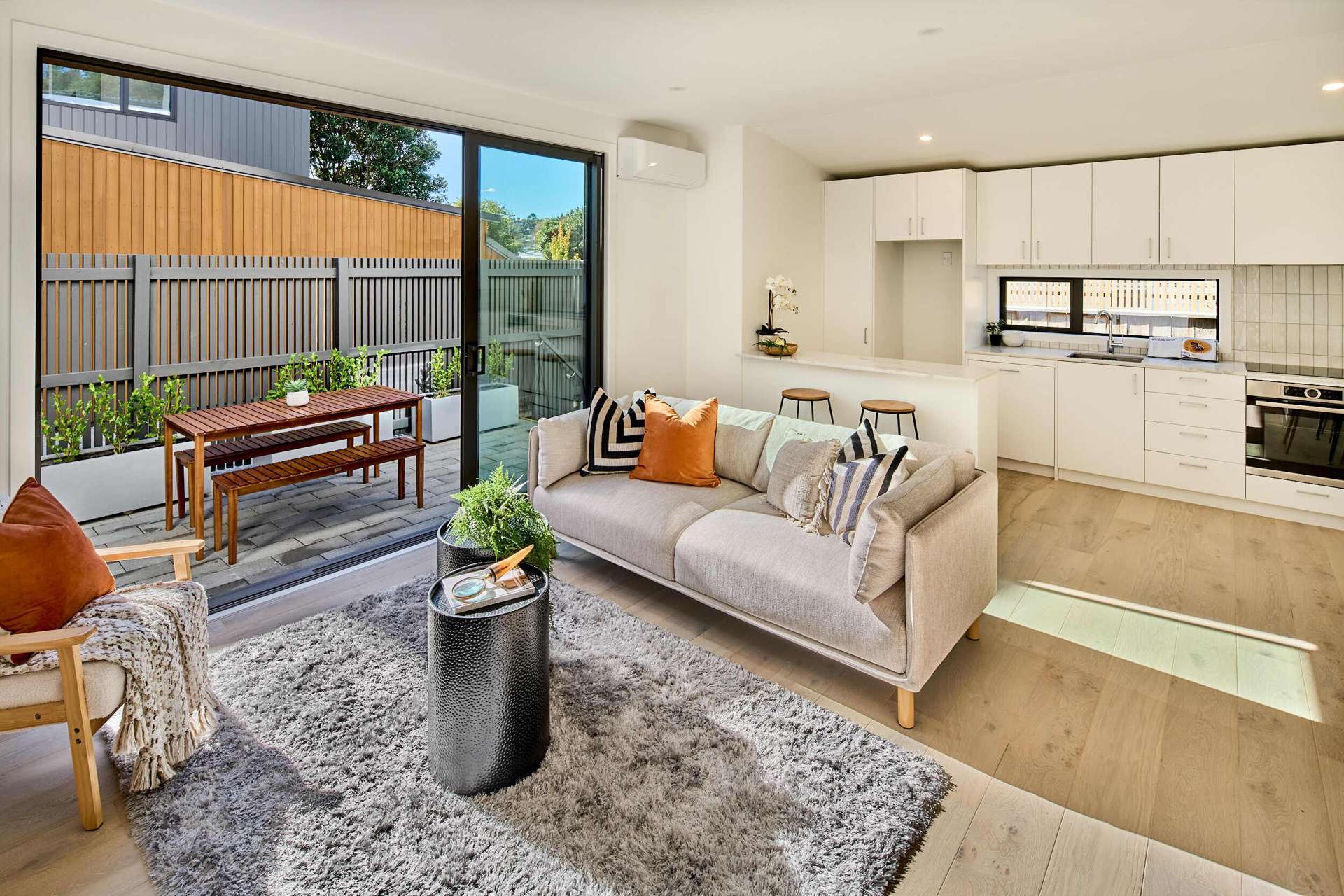 6/323-325 Riverside Drive | Waterloo | Lower Hutt City | Houses for ...
