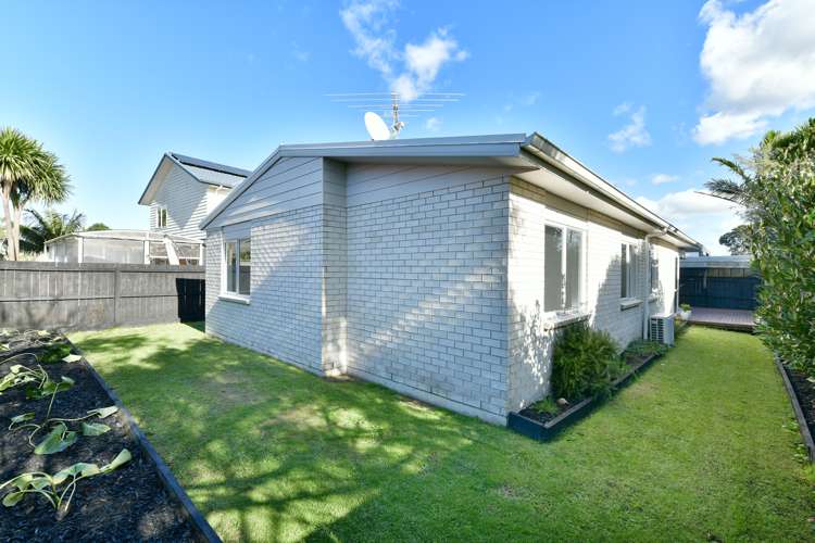 17a Hatton Road Orewa_15