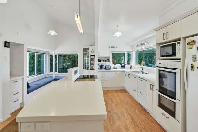 915 Harding Road Camberley_4