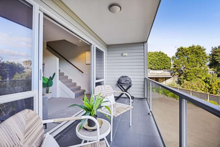 4/16 Ronald Street Strandon_6