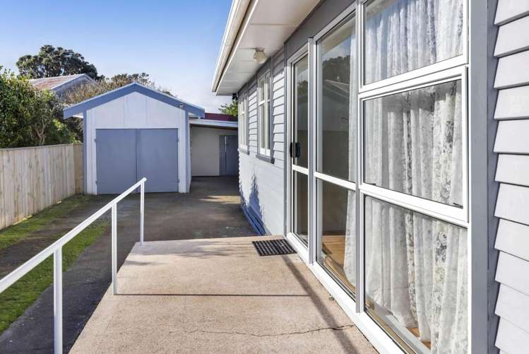 16 Grey Street Hawera_11