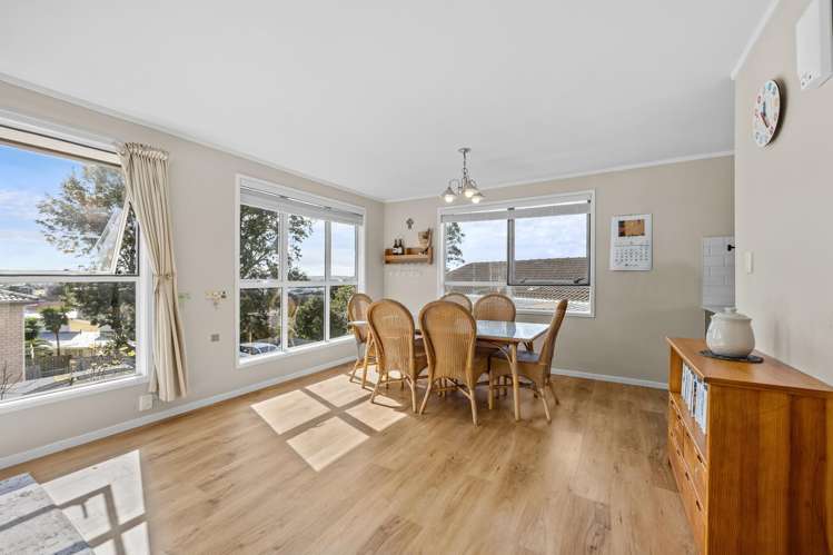 22 Royal Road Massey_5