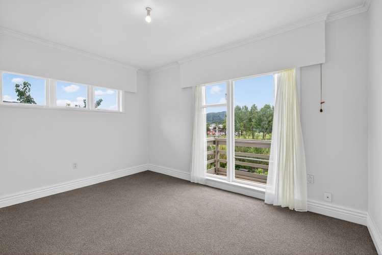 4 Main Road Wainuiomata_14