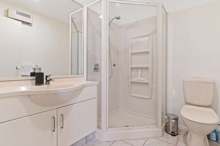 7d/1 Marine Parade Mount Maunganui_20