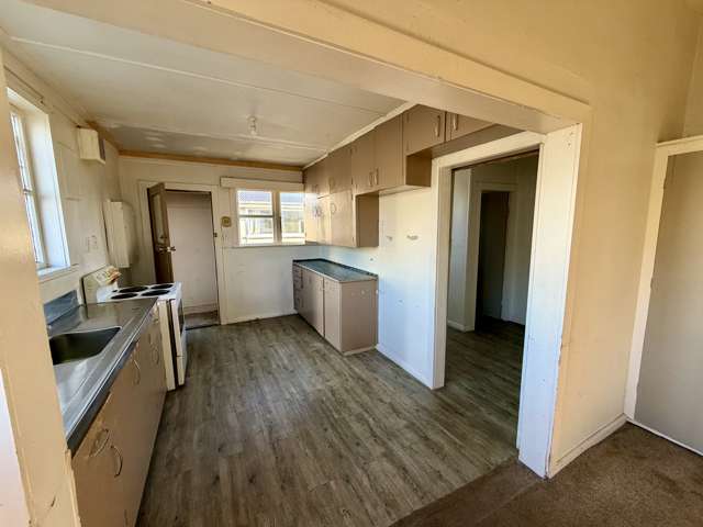12 Christian Street Dannevirke_1