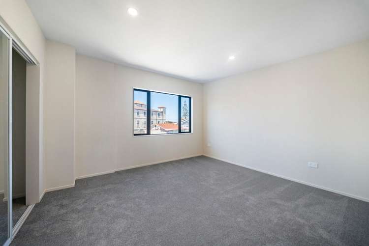 8/2 Nikau Street New Lynn_11
