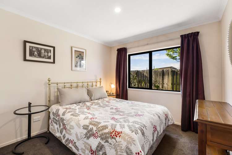 23 Finch Street Albert Town_10