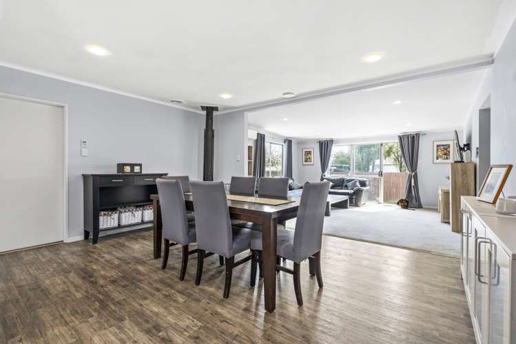 15 Sewell Place Leamington_10