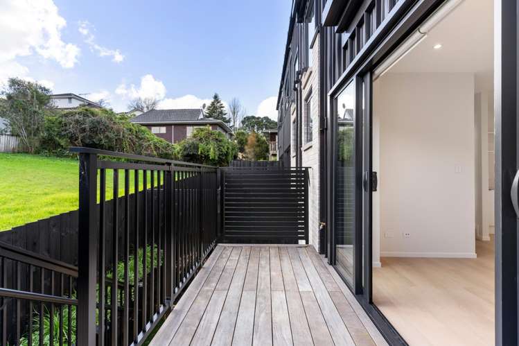35C&D Lynden Avenue Hillcrest_17
