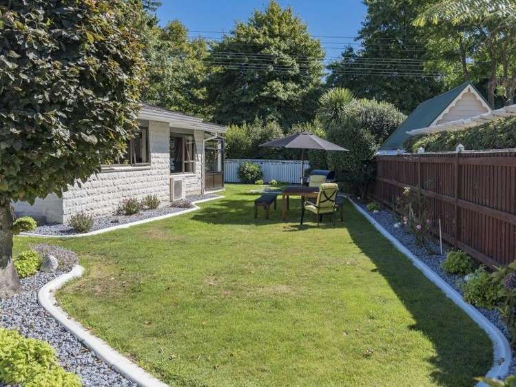 9 Byron Place Stoke_19