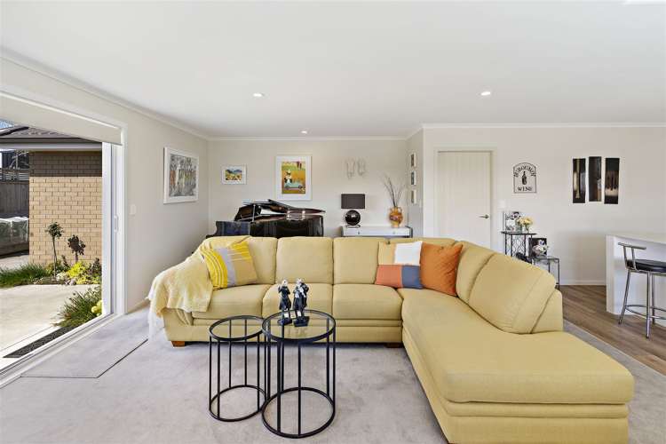 5 Tarata Grove Masterton_8