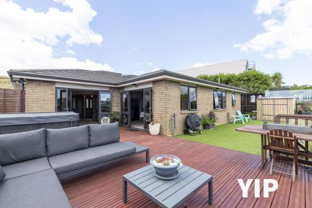 30 Cedarwood Street Woodridge_1