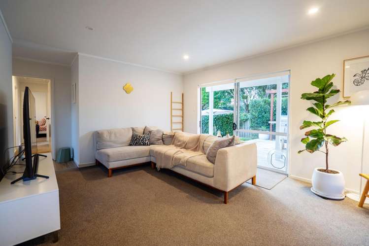 1/61 Kaurilands Road Titirangi_10