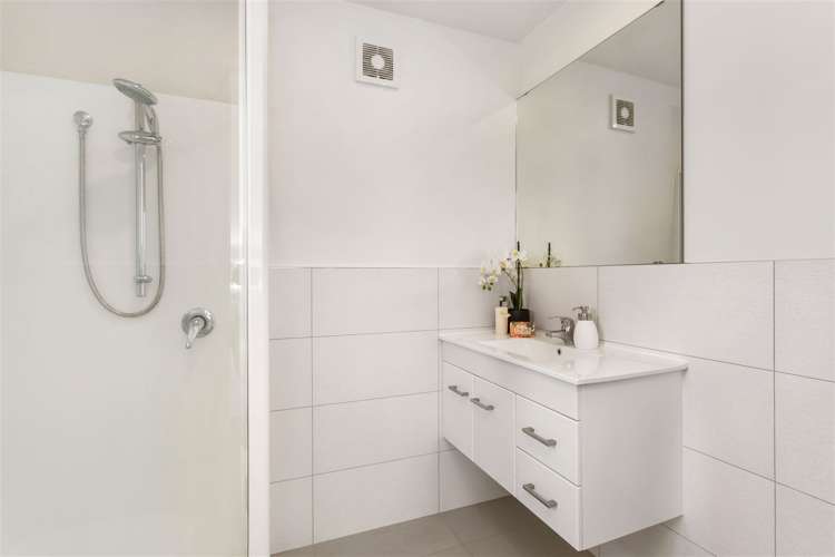 67d Burke Street Addington_9