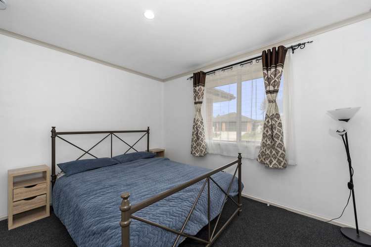 1 Parkside Drive Huntington_5