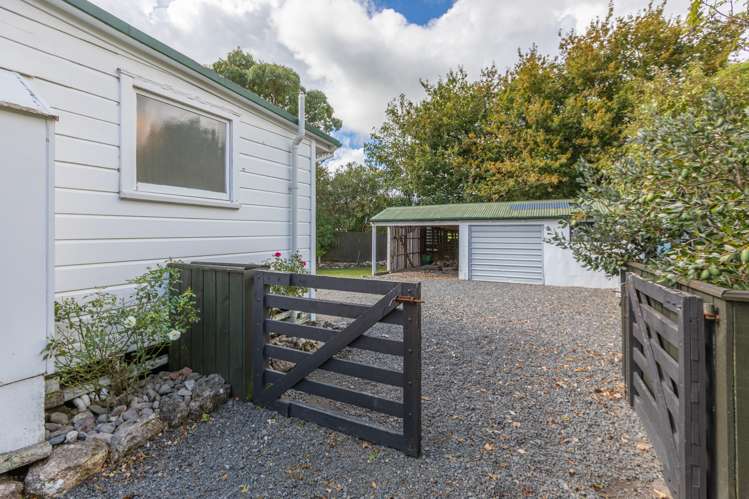 9 Collins Street Waipawa_19