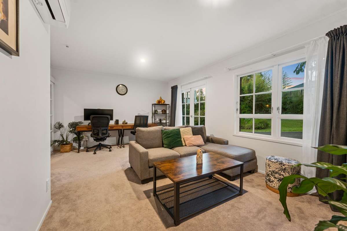 2/220 East Coast Road_2