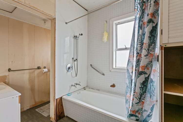 183 Rutene Road Kaiti_8