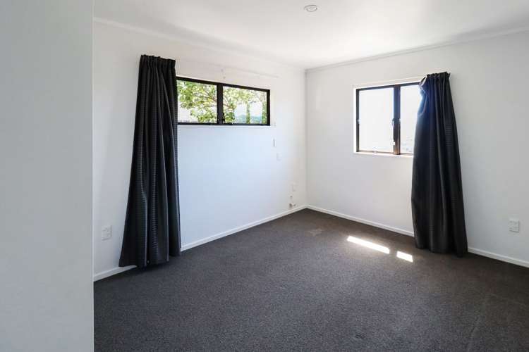2 Kaikoura Street Maupuia_8